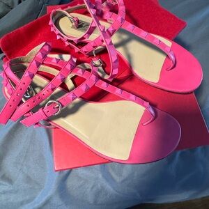 Pink sandals pink studs used excellent condition